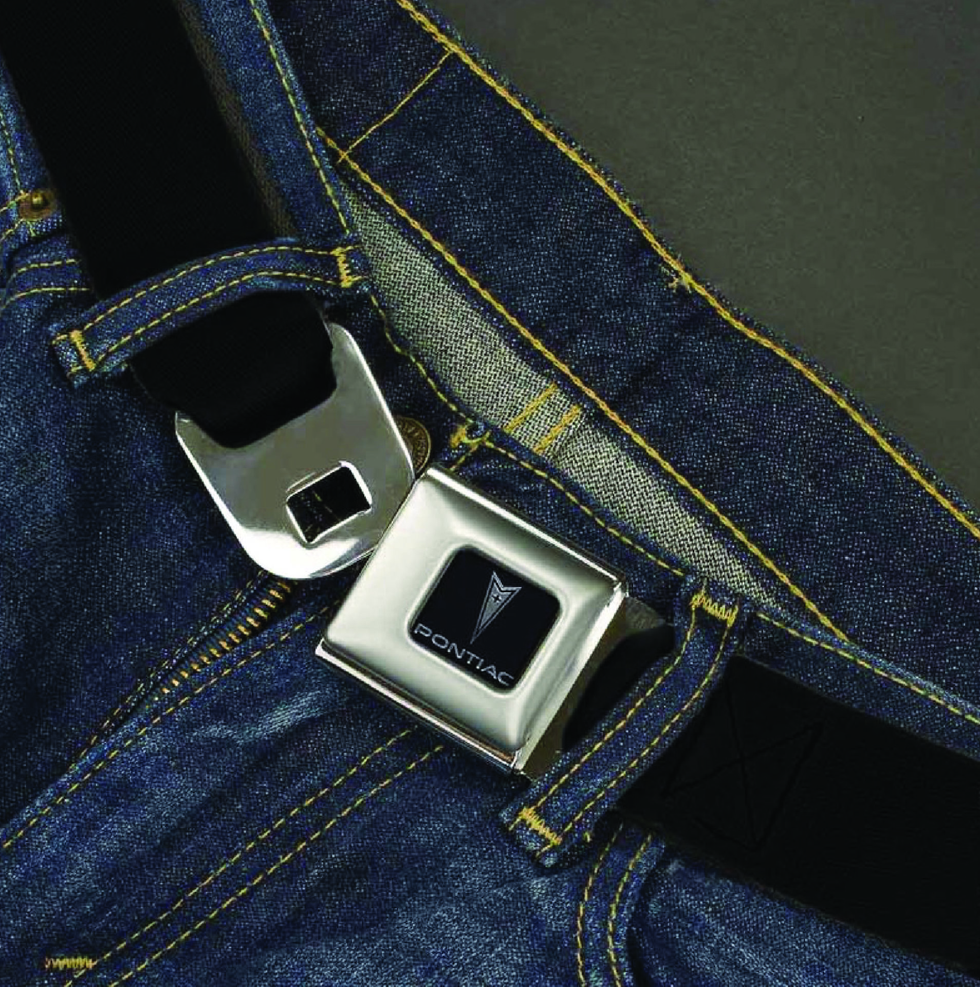 Pontiac belt outlet buckle